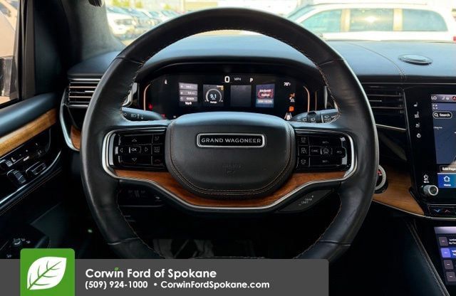 Used 2022 Jeep Grand Wagoneer Series III w/ Flexible Seating Group AWD/4WD image 25