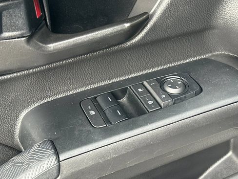 Used 2024 Toyota Tacoma SR RWD image 12