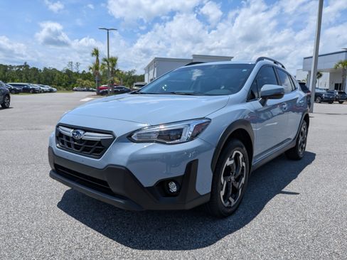 Used 2022 Subaru Crosstrek 2.5i Limited w/ Moonroof Package 2 AWD/4WD image 8