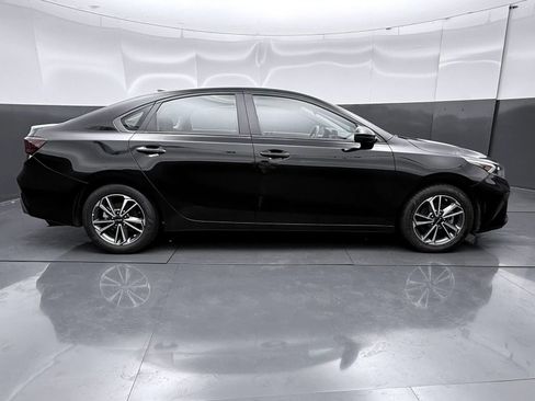 Used 2023 Kia Forte LXS FWD image 20