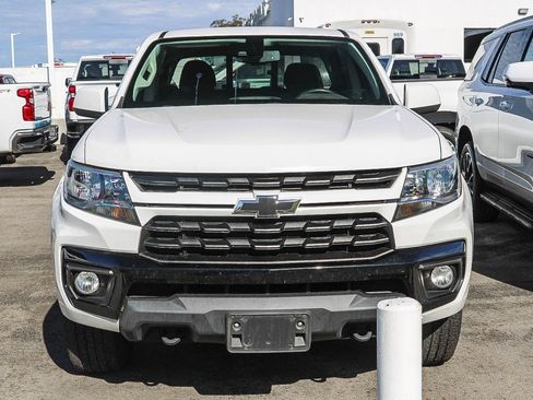 Used 2022 Chevrolet Colorado LT w/ Safety Package AWD/4WD image 2
