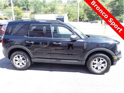 Used 2022 Ford Bronco Sport image 8