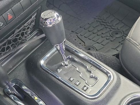 Used 2017 Jeep Wrangler Sport AWD/4WD image 27