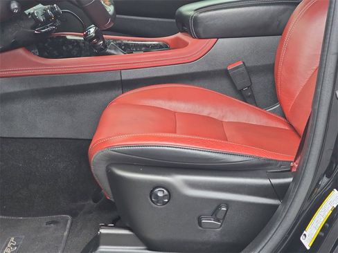 Used 2022 Dodge Durango SRT w/ Premium Interior Group image 33