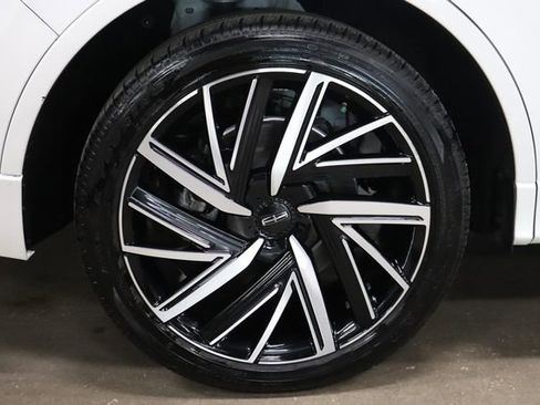 Used 2025 Lincoln Aviator Black Label w/ Jet Appearance Package AWD/4WD image 41
