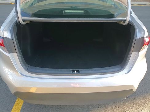 Used 2024 Toyota Corolla LE image 7