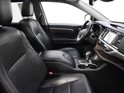 Used 2017 Toyota Highlander Limited Platinum w/ Protection Package #3 AWD/4WD image 16