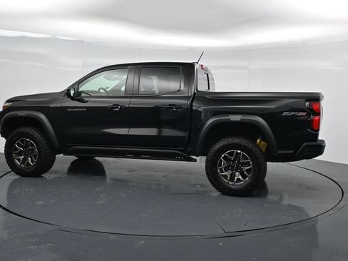 Used 2025 Chevrolet Colorado ZR2 AWD/4WD image 4