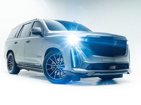 Used 2023 Cadillac Escalade V AWD/4WD image 5