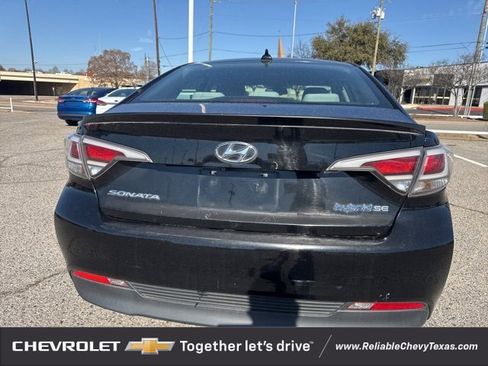 Used 2016 Hyundai Sonata SE image 8