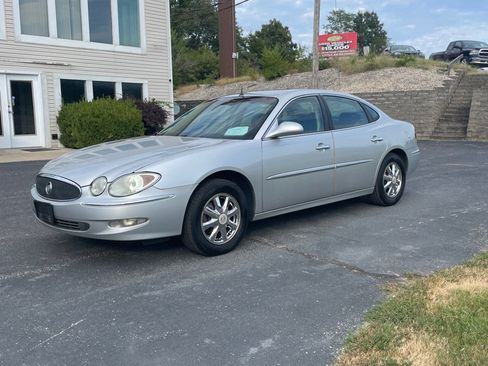 Used 2005 Buick LaCrosse CXL w/ Chrome Appearance Package FWD image 1