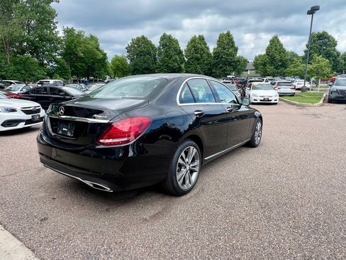 Used 2017 Mercedes-Benz C 300 4MATIC Sedan image 7