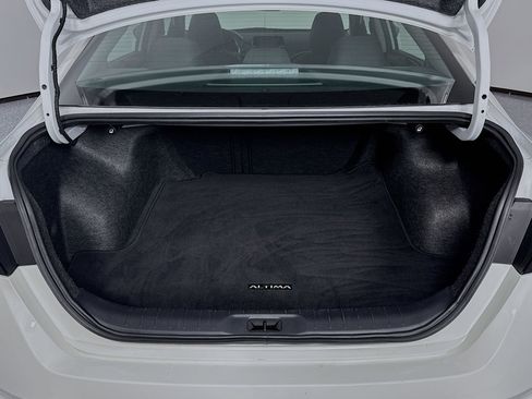 Used 2024 Nissan Altima 2.5 S image 23