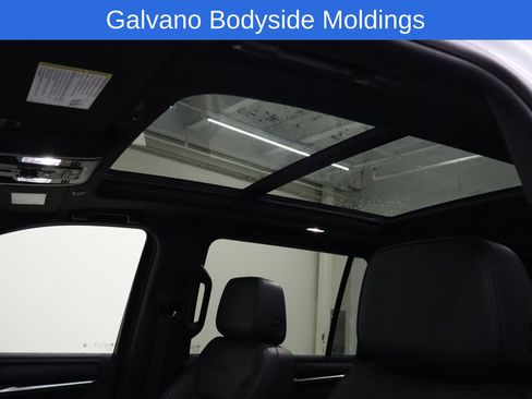 Used 2024 GMC Yukon XL Denali AWD/4WD image 20