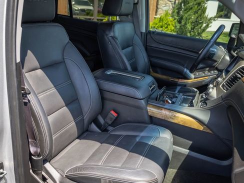 Used 2017 GMC Yukon Denali AWD/4WD image 34