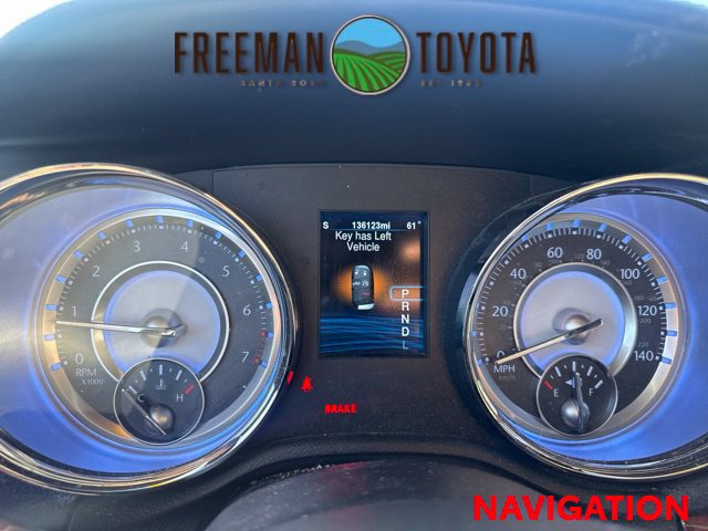 Used 2013 Chrysler 300 w/ Driver Convenience Group RWD image 8