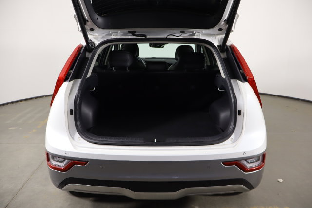 Certified 2023 Kia Niro Wave FWD image 17