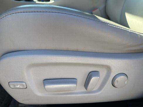 Used 2016 Toyota Highlander XLE image 15