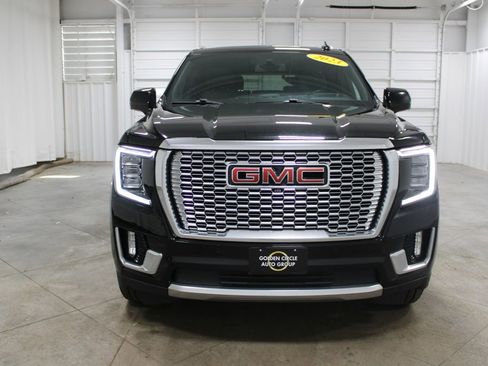 Used 2023 GMC Yukon Denali w/ Max Trailering Package image 3