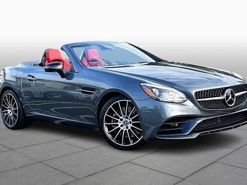 Certified 2020 Mercedes-Benz SLC 300 image 2
