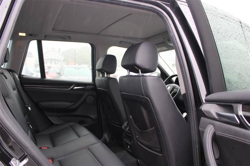 Used 2017 BMW X3 xDrive28i AWD/4WD image 10