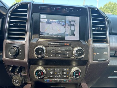 Used 2021 Ford F450 Limited w/ FX4 Off-Road Package AWD/4WD image 17
