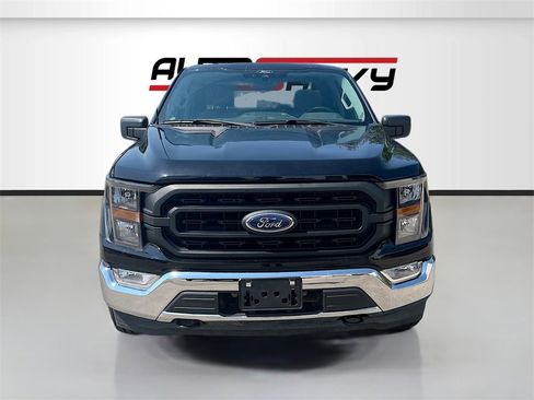 Used 2022 Ford F150 XLT w/ XTR Package image 2