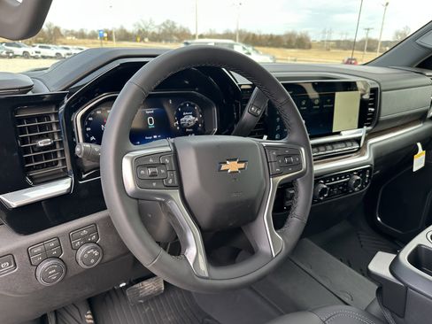 New 2026 Chevrolet Silverado 1500 LT image 8