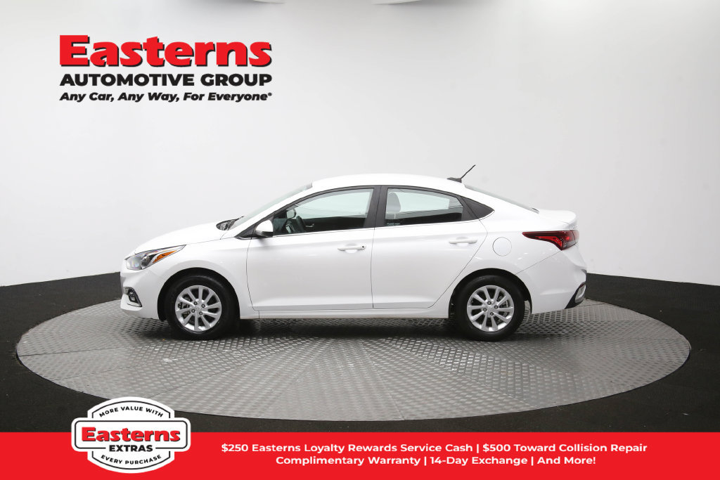 Used 2022 Hyundai Accent SEL FWD image 60
