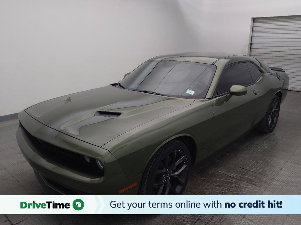 Used 2021 Dodge Challenger SXT w/ Blacktop Package RWD image 1