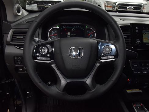Used 2022 Honda Pilot Elite image 25