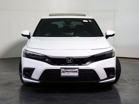 Used 2024 Honda Civic Sport Touring image 9