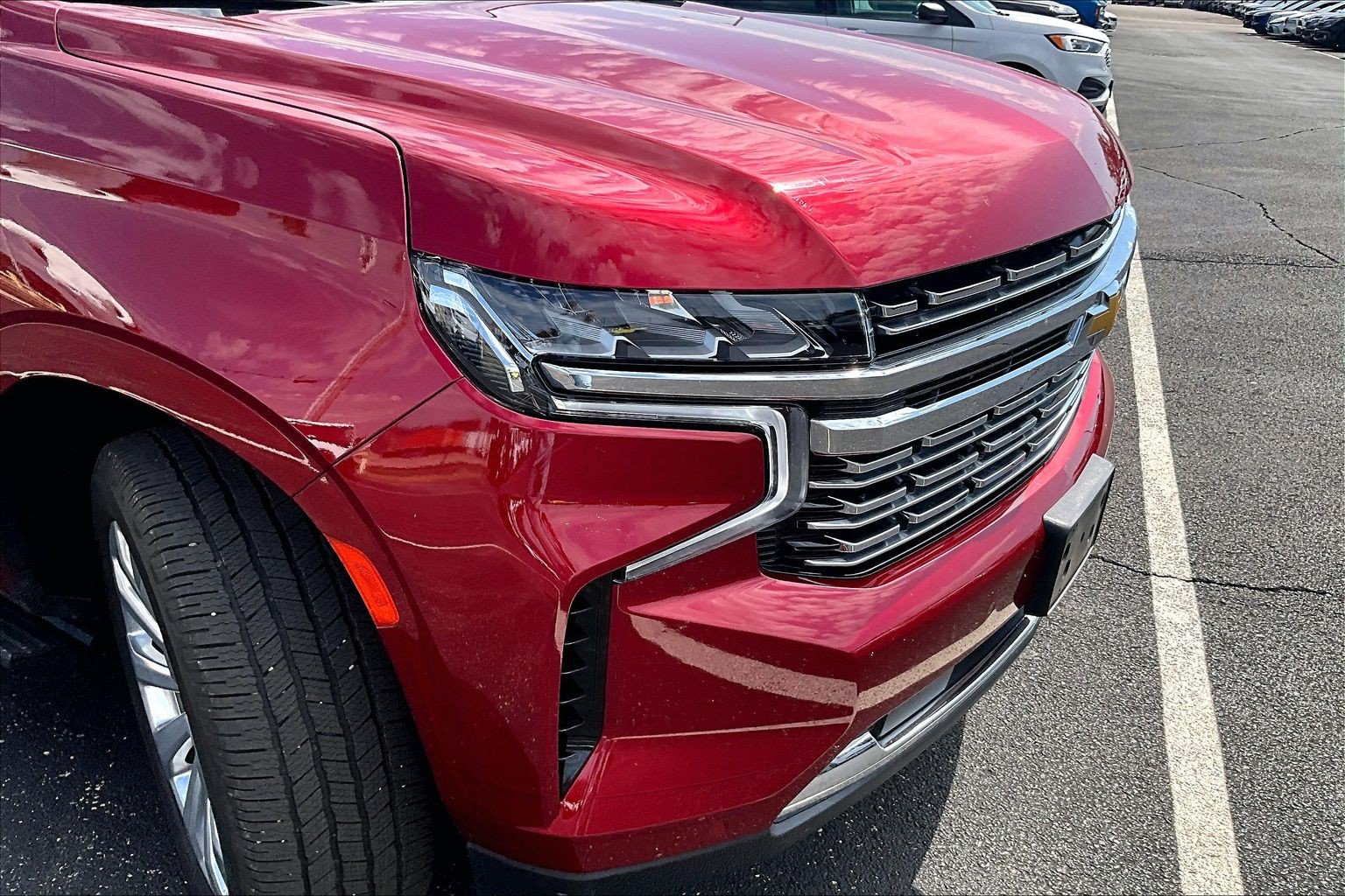 Used 2023 Chevrolet Tahoe Premier w/ Premium Package 2 AWD/4WD image 28