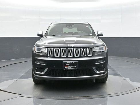 Used 2018 Jeep Grand Cherokee Summit AWD/4WD image 2