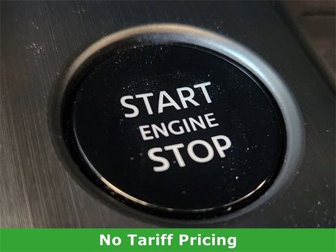 Certified 2025 Nissan Kicks SR image 21