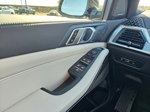 New 2026 BMW X5 xDrive40i w/ M Sport Package image 29