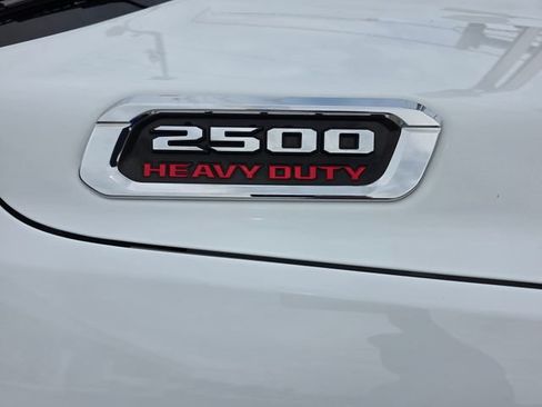 Used 2024 RAM 2500 Big Horn AWD/4WD image 11