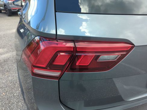 Used 2023 Volkswagen Tiguan SE R-Line FWD image 18