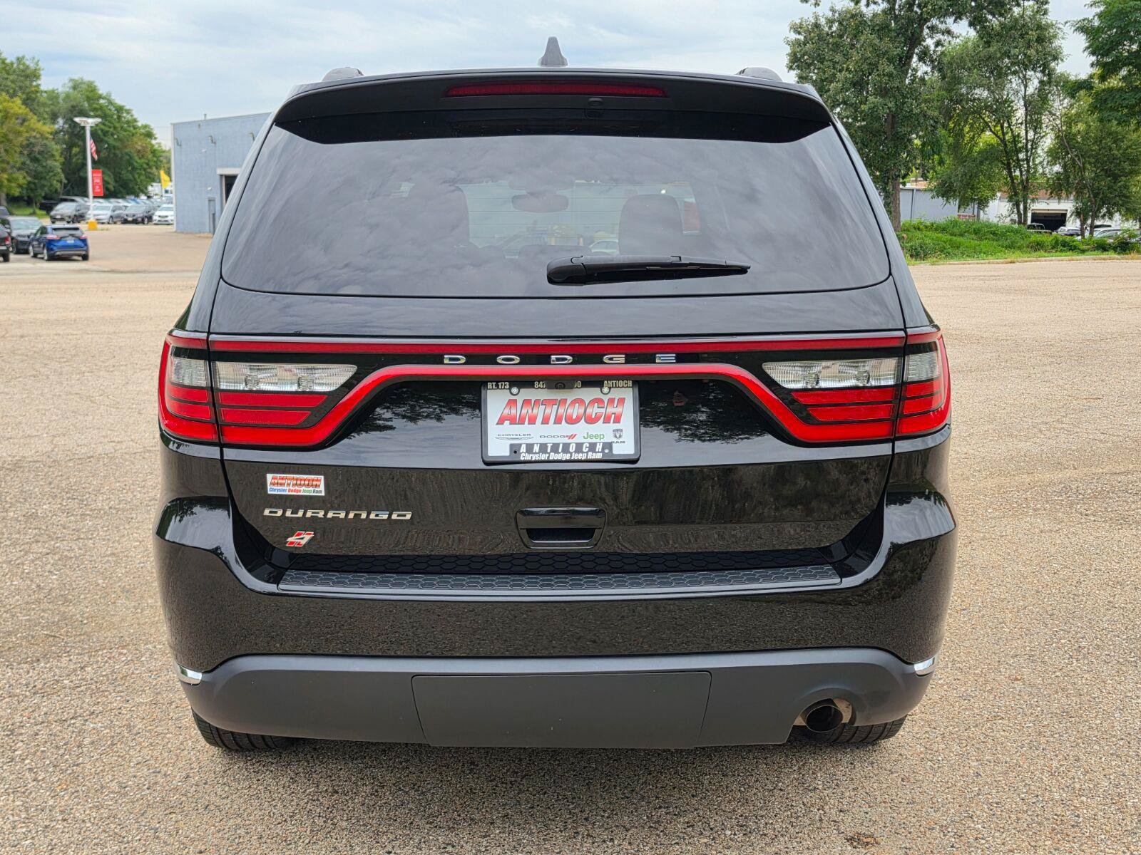 Used 2023 Dodge Durango SXT AWD/4WD image 17
