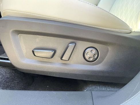 New 2026 Nissan Murano Platinum image 17