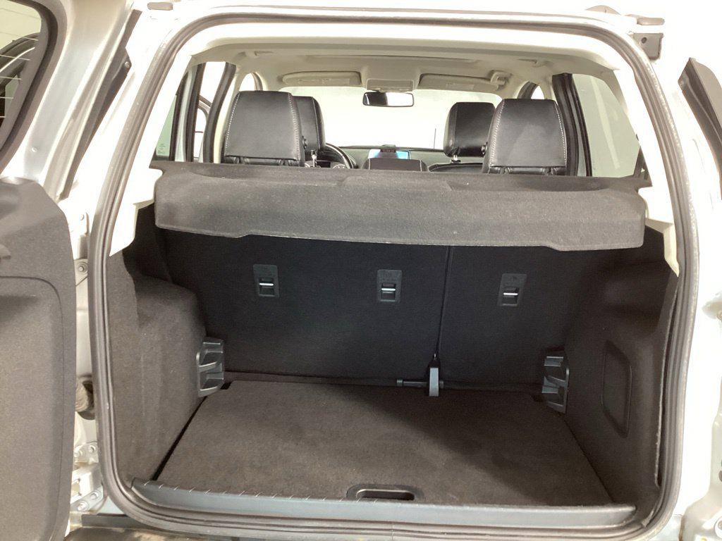 Used 2021 Ford EcoSport Titanium FWD image 32
