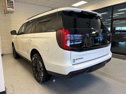 New 2025 Ford Expedition Platinum w/ Stealth Appearance Package image 16