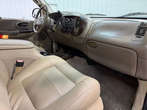 Used 2001 Ford F150 4x4 SuperCrew image 14