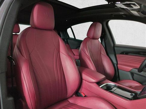Used 2023 Maserati Grecale Modena image 21