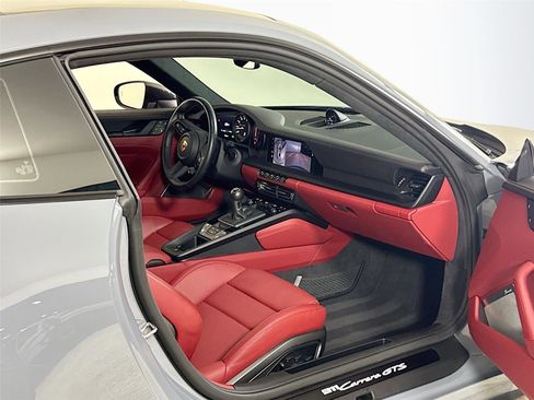 Used 2024 Porsche 911 GT3 RS image 29