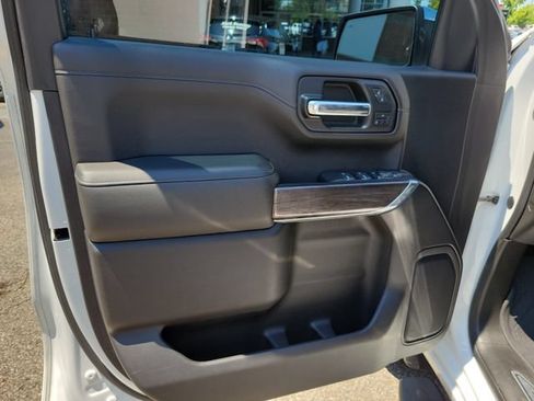 Used 2019 Chevrolet Silverado 1500 LTZ w/ LTZ Plus Package AWD/4WD image 15