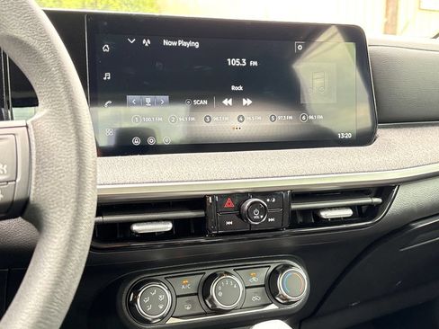 Used 2026 Nissan Kicks S FWD image 18