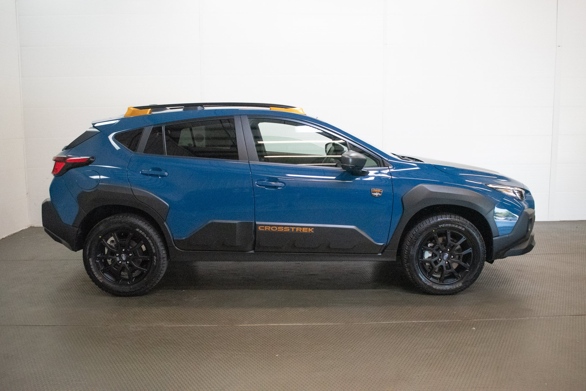 New 2026 Subaru Crosstrek 2.5i Wilderness w/ Crosstrek Mirror Package AWD/4WD image 3