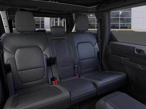 New 2026 Ford Bronco Outer Banks AWD/4WD image 11