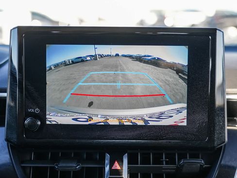 Used 2023 Toyota Corolla LE FWD image 20